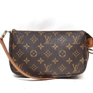 Authentic Louis Vuitton Pochette Accessoires